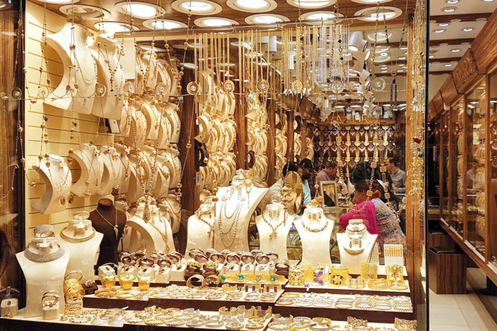 40 تاجرًا يشترون محلات بمول الذهب في العاصمة الجديدة